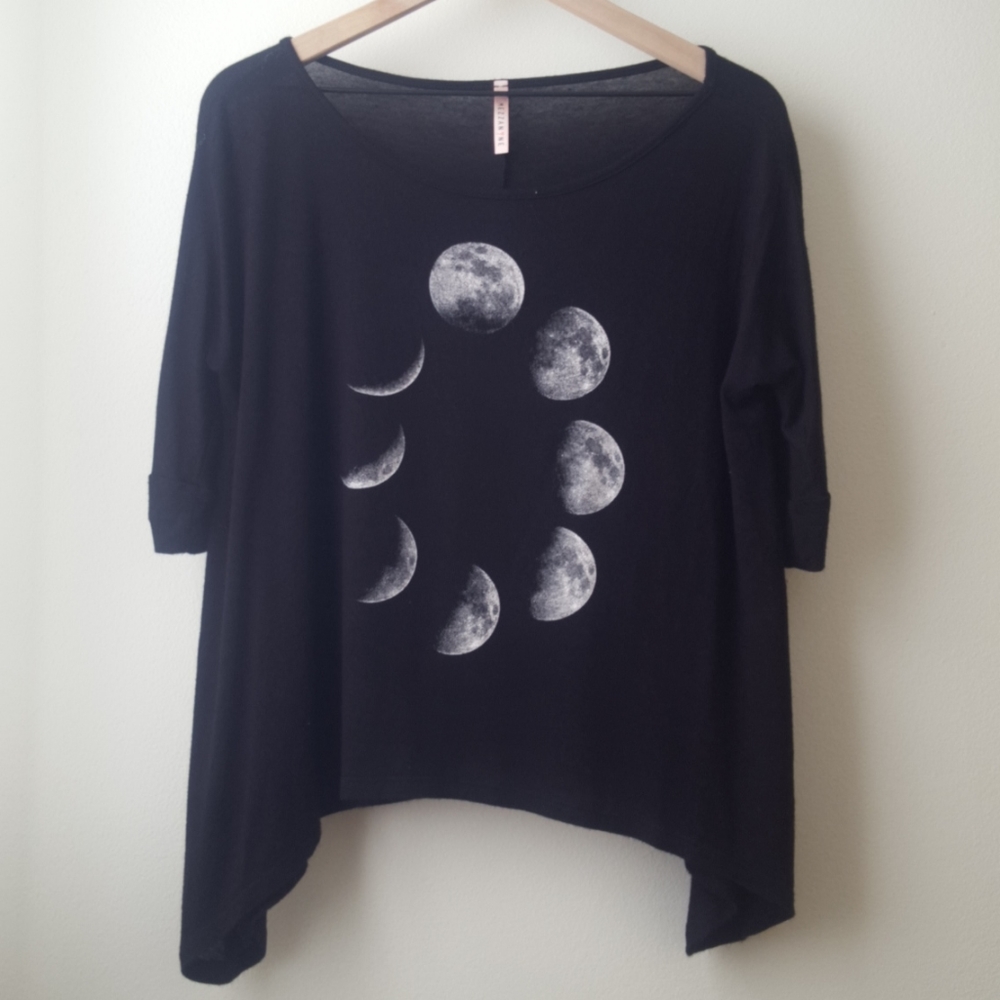 Black Modcloth / Mezzanine Moon Phases Top